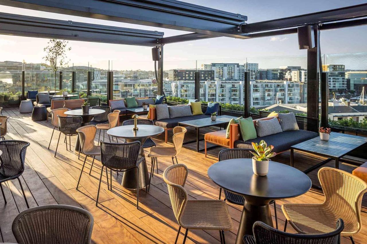 奥克兰qt酒店 外观 照片 The rooftop bar at the hotel