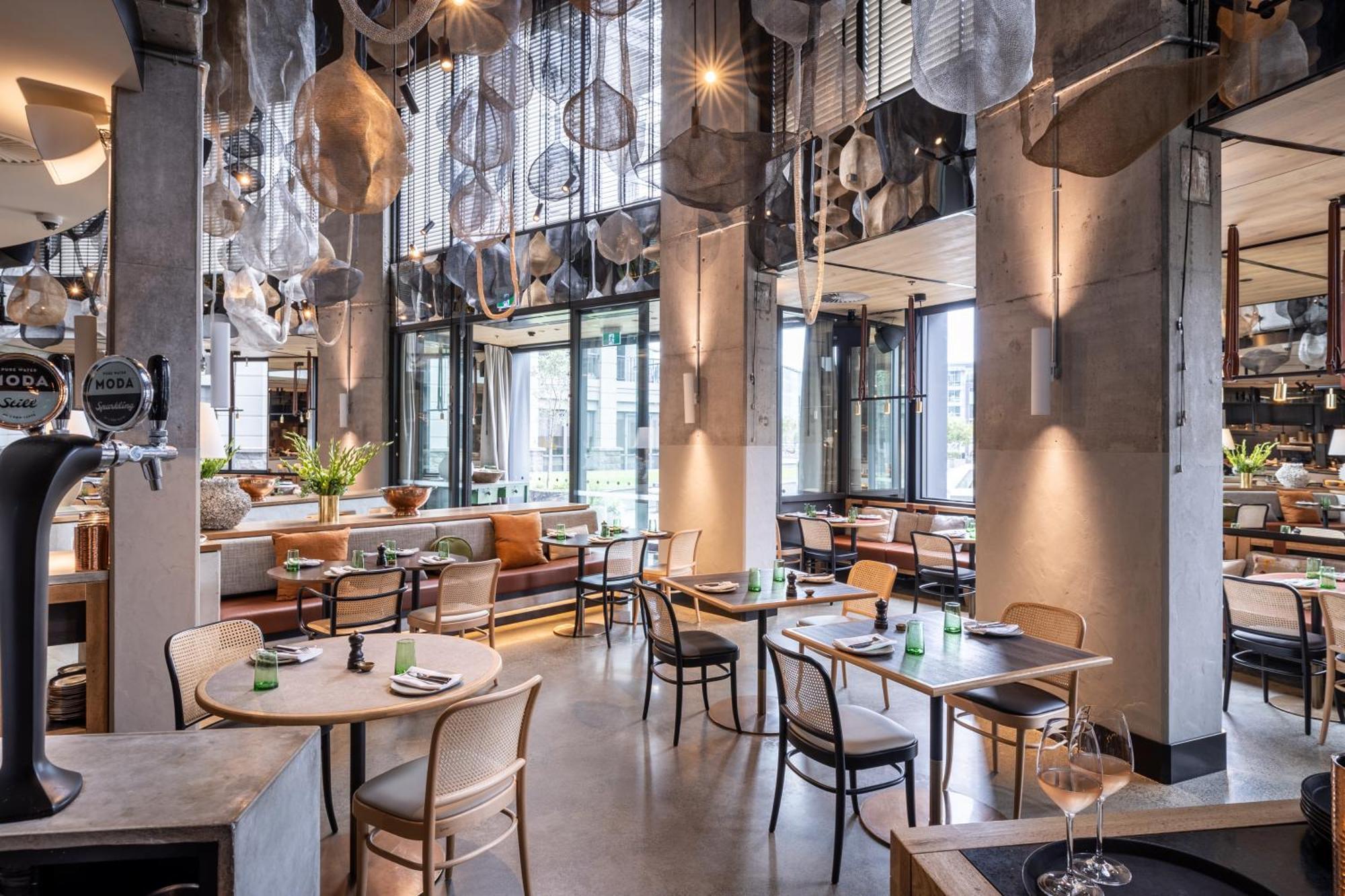 奥克兰qt酒店 外观 照片 The interior of the restaurant